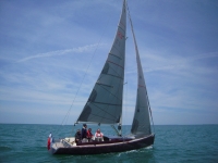 D373